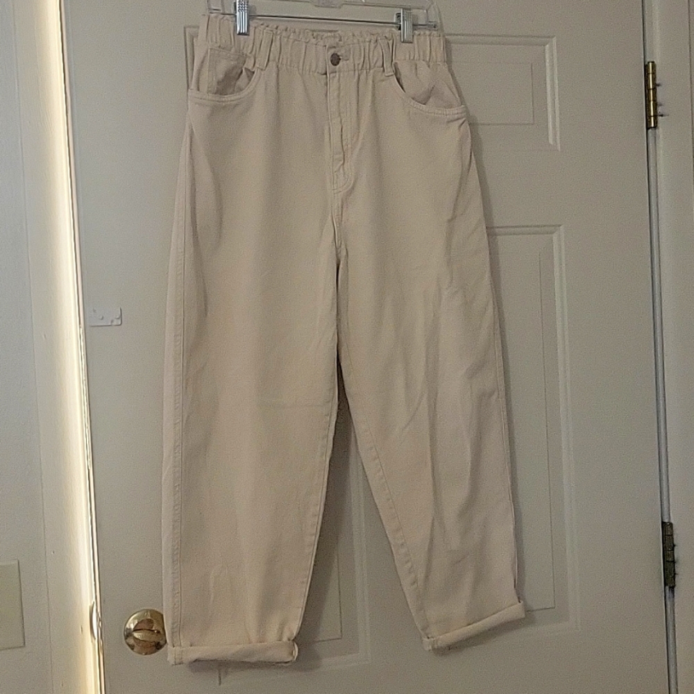 H&M cream baggy jeans - size 12